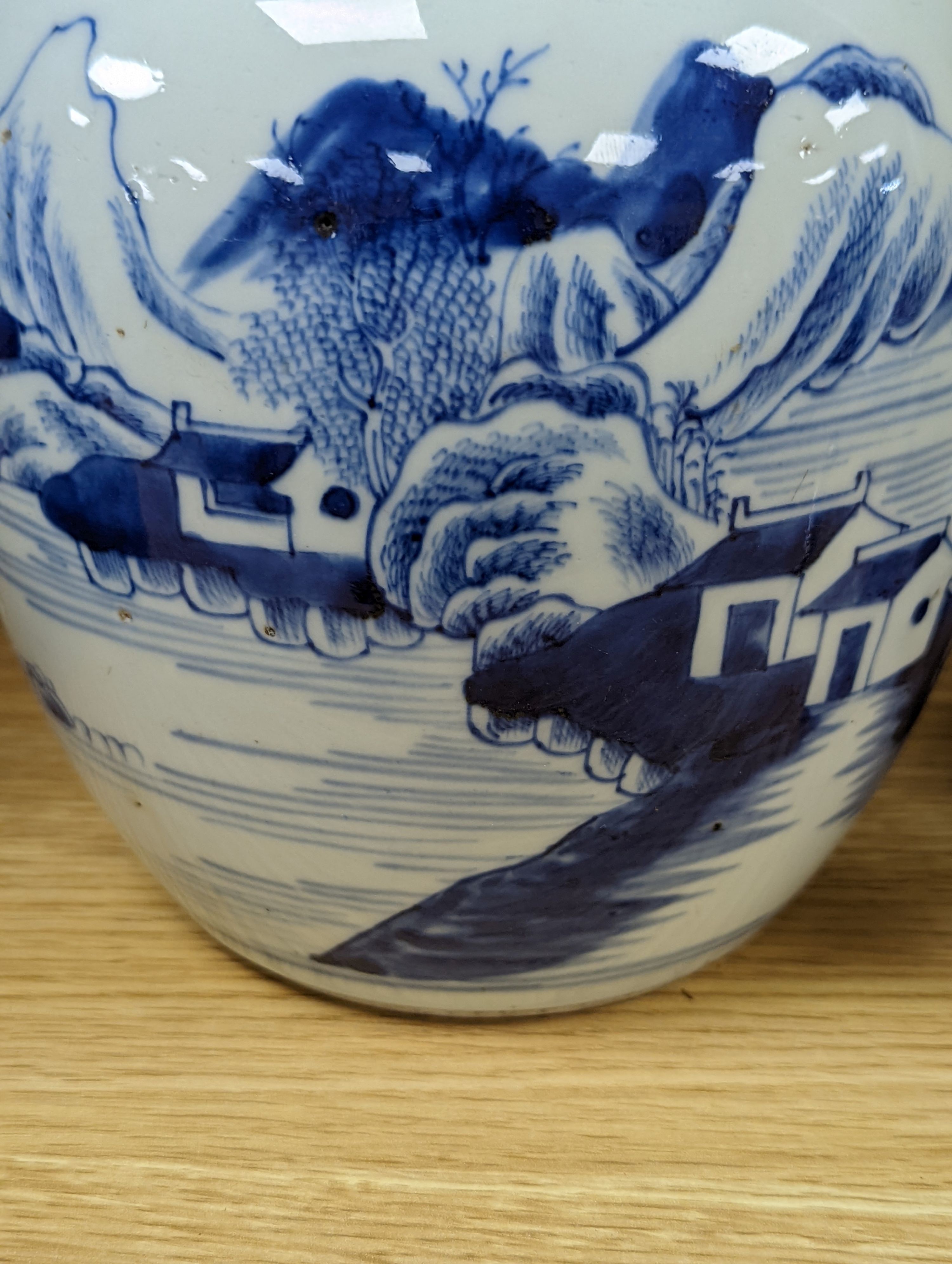 An 18th century Chinese blue and white ginger jar, 18cm